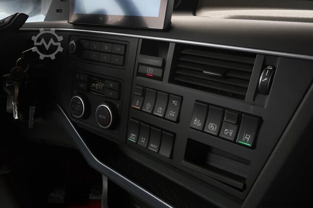 Standardni SZM Volvo FH 500 6X2/2/ FULL AIR/ DUAL CLUTCH/ WB 410/ SP...