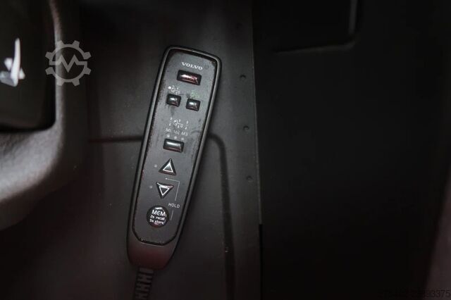 Standardni SZM Volvo FH 500 6X2/2/ FULL AIR/ DUAL CLUTCH/ WB 410/ SP...