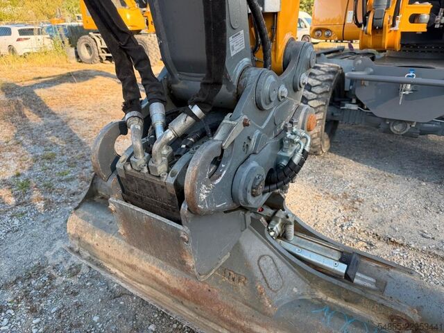 Mobiele graafmachine LIEBHERR A912 Compact