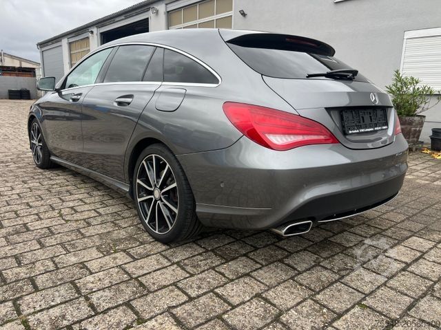 Minibus MERCEDES-BENZ CLA 200 CLA -Klasse Shooting Brake