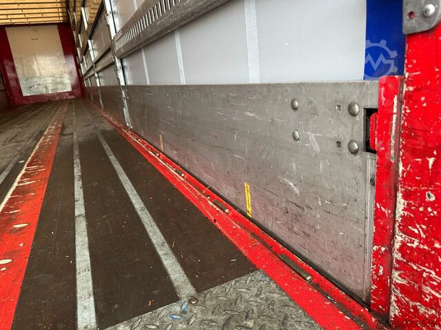 Sliding tarpaulins Pacton nieuwe zeilen /alu zijborden + planken / hardho...