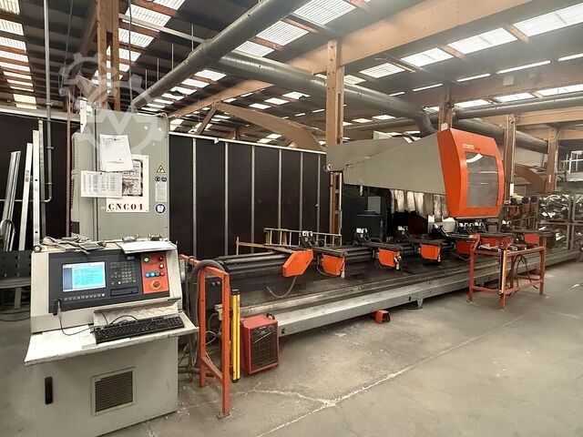 Centre d'usinage de barres Elumatec SBZ 150