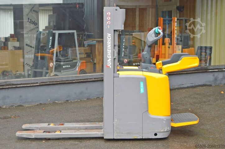 Dubbeldäckstruck Jungheinrich ERC 214 / 962 Std. / Waage