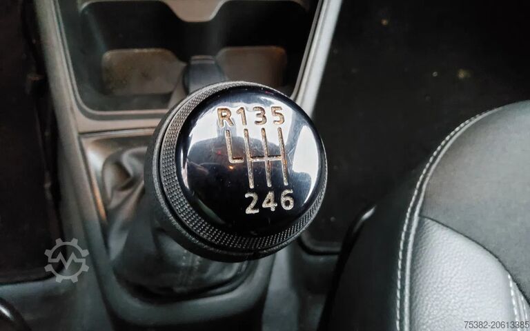 Box van Renault EXPRESS 75 PK - EURO 6 - ZIJSCHUIFDEUR - VRG-35-Z