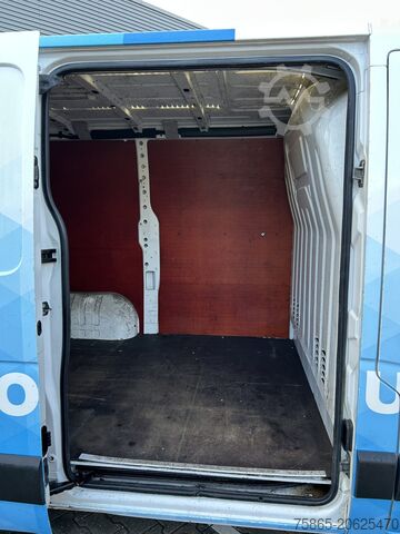 Delivery van Opel Movano 2.3 CDTI L1H1 / Airco / Tow Bar / APK TU...