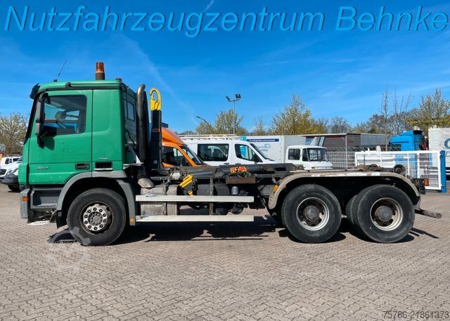 Контейнеровоз з гачком (рол-офф) MERCEDES-BENZ Actros 2641 BB / MP3/ Hyva 20.51 Abroller/ AC