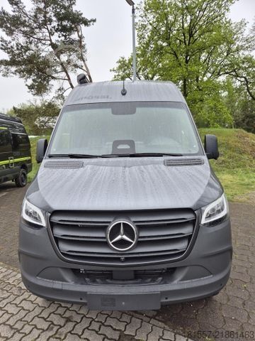 Xe cắm trại PÖSSL Roadstar X Mercedes 190 PS Allrad, Park Paket mi
