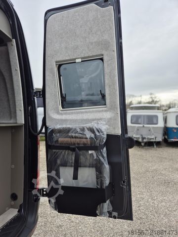 Xe cắm trại HYMER/ERIBA Grand Canyon S CrossOver 600 Dieselheizung / AHK