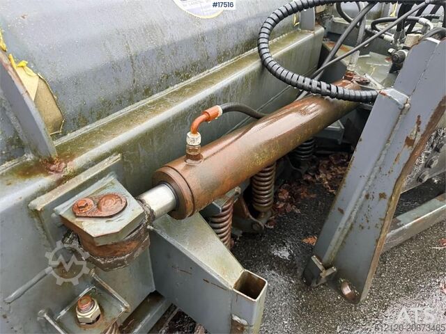 निर्माण मशीन Stark V-plow