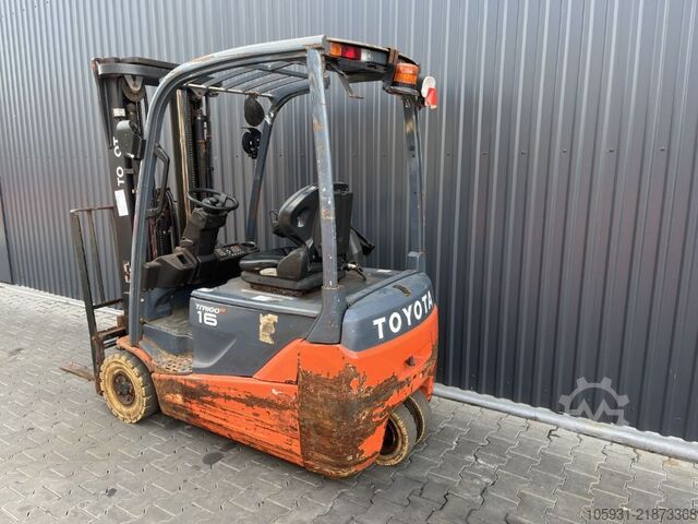 Elektro 3 Rad-Stapler Toyota 8FBE16T
