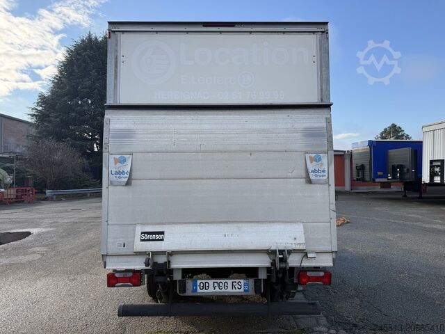 Geschlossener Lieferwagen Iveco daily 35-160