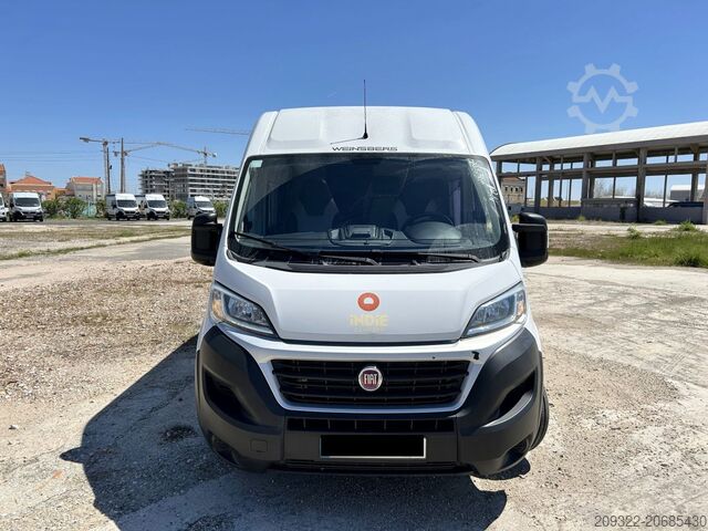 Wohnwagen/Wohnmobil Fiat Weinsberg Carabus 600 K | 4 Posti Letto | Completamente Attrezzato