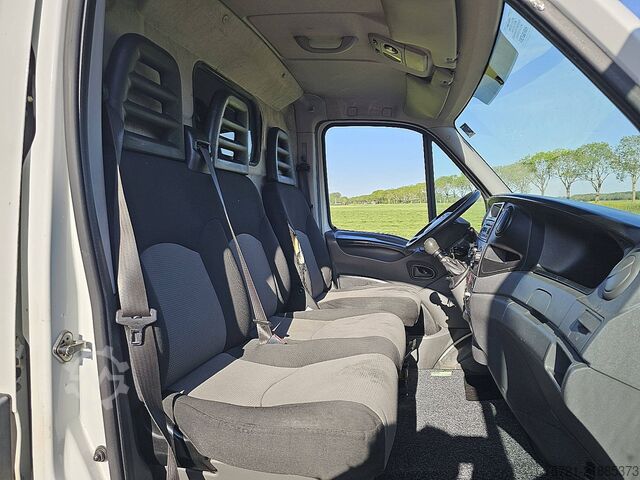 ऊंची छत वाला स्टेशन वैगन IVECO DAILY 50C15 L2H2 Dubbel Lucht