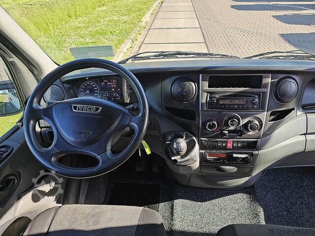 ऊंची छत वाला स्टेशन वैगन IVECO DAILY 50C15 L2H2 Dubbel Lucht
