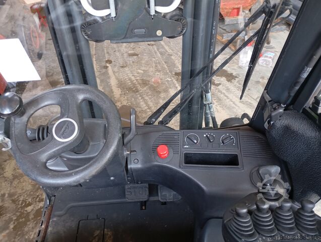 Gabelstapler Linde E 16 Triplex Zinkenverstellgerät