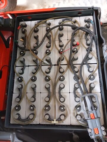Gabelstapler Linde E 16 Triplex Zinkenverstellgerät