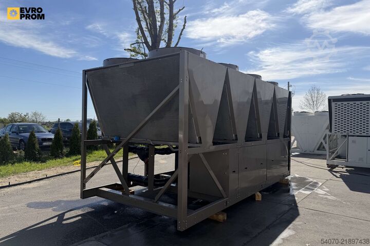 चिलर New Industrial Сhiller YORK - 520.6 KW | With warranty