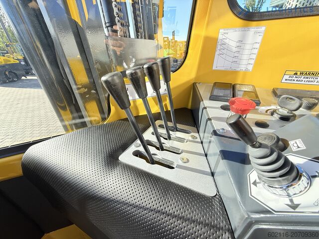 চারদিক নির্দেশ Forklift Combilift C5000XL GAS DUPLEX 6000MM POSITIONER