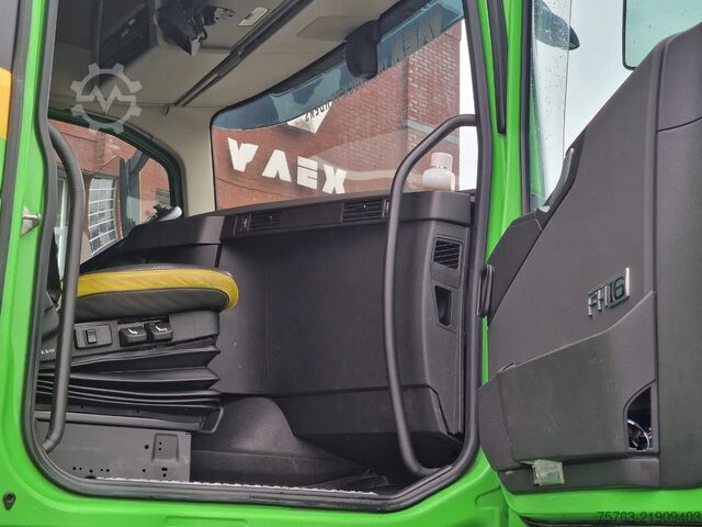 Hệ thống cánh tay móc Volvo FH 16.750 Globetrotter XL 6x2 - 20T Multilift H...