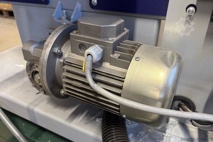  Robopac + feeders Compacta 4