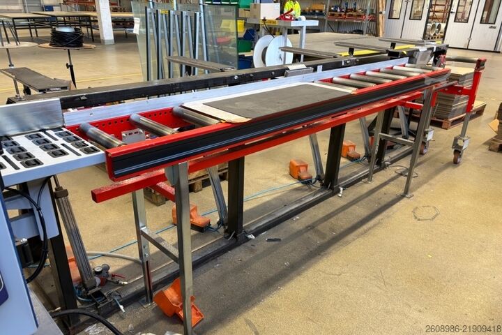  Robopac + feeders Compacta 4