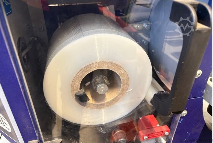  Robopac + feeders Compacta 4
