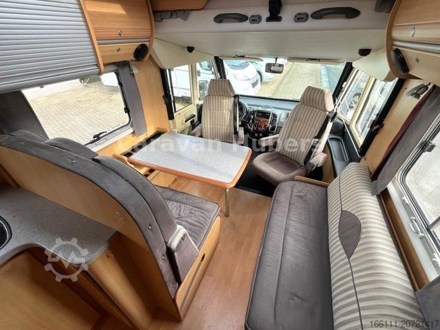 インテグレーテッドキャンピングカー DETHLEFFS I 7270 - Hub/Festbett - - 2x Klima -