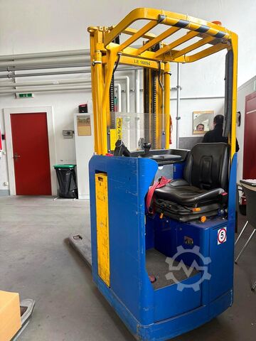 Manual stacker Stöcklin EF 1600 SP