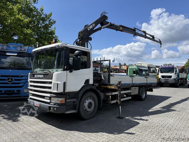 평상 트럭 Scania P94 220 Kran Hiab 135-4 bis 16 Meter
