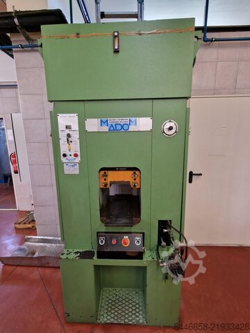 Hidrolik pres MADOM OM300