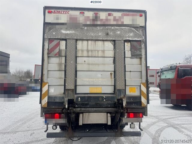 Kofer Scania P310 4x2 box truck with full side opening