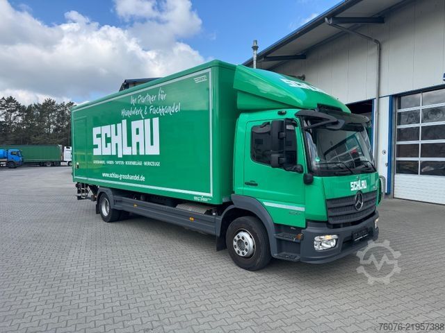 Box truck MERCEDES-BENZ Atego 1524 L 7.2 m Koffer LBW2t Seitentür Kamera