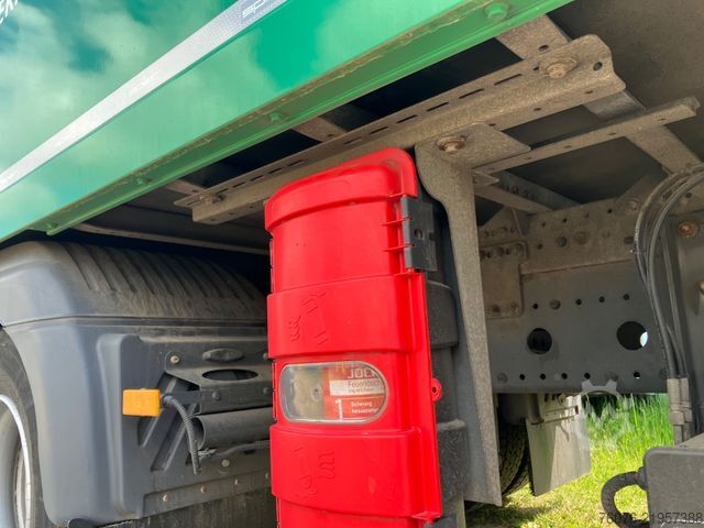 کامیون جعبه‌ای MERCEDES-BENZ Atego 1524 L 7.2 m Koffer LBW2t Seitentür Kamera