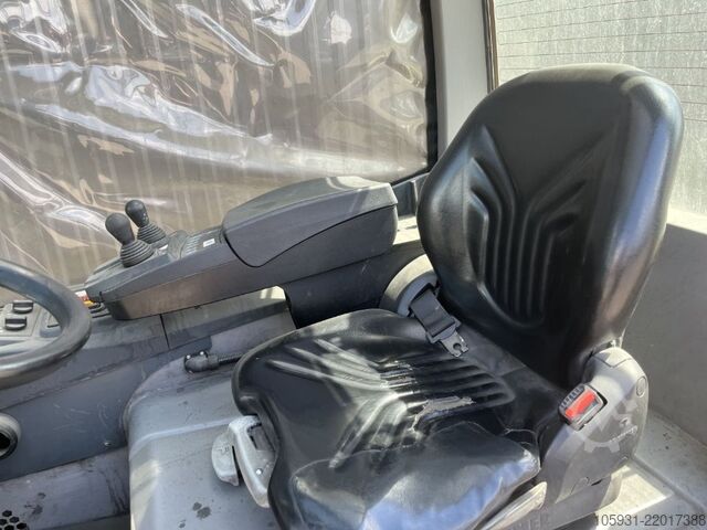 Carrello elevatore elettrico a 4 ruote Jungheinrich EFG550