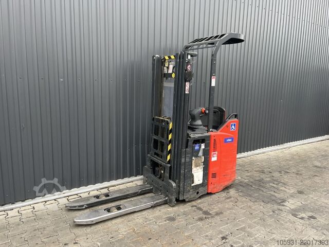 Stacker stand-on Linde L12LSP