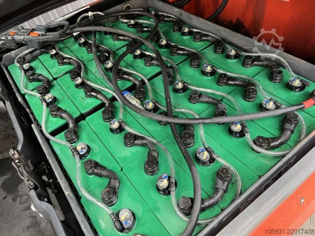 Elektrische vorkheftruck 3 wielen Linde E16H-02