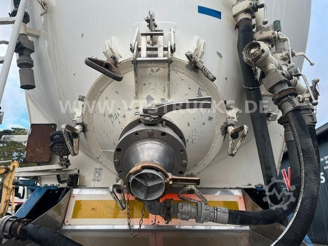 Silo puspieka KÄSSBOHRER SSK 60 Kippsilo ,Liftachse