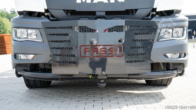 Grua montada em camião MAN MAN 35.470 8x2 Kran F710 RA2.26