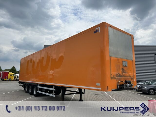 Valise Schmitz Cargobull / SOR Iberica / Isolated Box / Loadlift / Lifta...