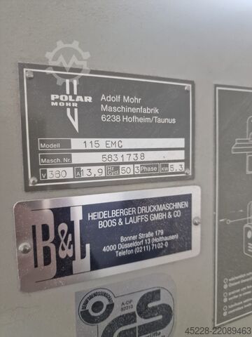 Vágógép Polar 115 EMC