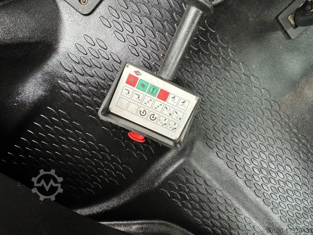 LKW mit Hubarbeitsbühne IVECO Daily 35S14 Hubarbeitsbühne Versalift 11,2 Meter