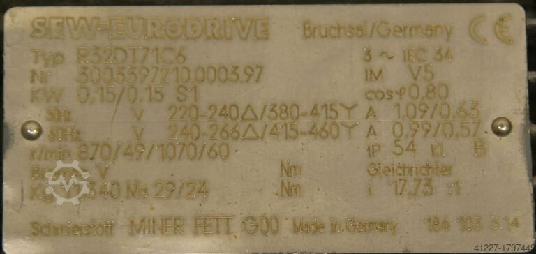 기어모터 0.15 kW 49RPM SEW EURODRIVE R32DT71C6
