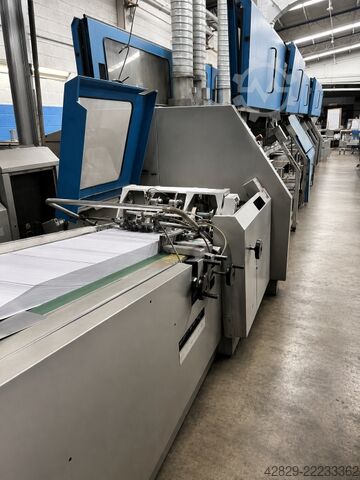 Binder with collating machines Müller Martini Corona 3010 C15-31