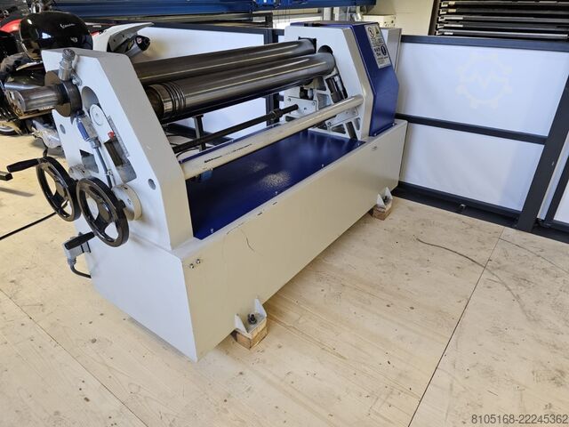 Машина за огъване на листов материал - 3 ролки BINMAK LBS 1050 x 110