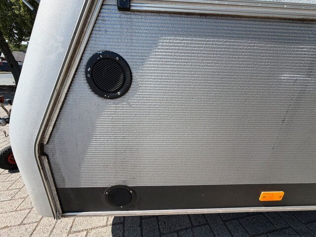 Lakókocsi KIP KH 41 EK 2 Warm Wasser 2 x Vorzelt Winter-Sommer
