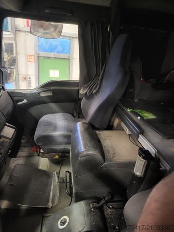 Roll-off-kippi kuorma-auto MAN TGA 26.430 6X2-2 ABROLLKIPPER AHK AC Meiler