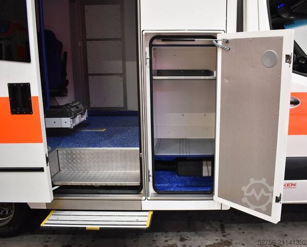Reševalno vozilo Mercedes-Benz Sprinter Rettungswagen