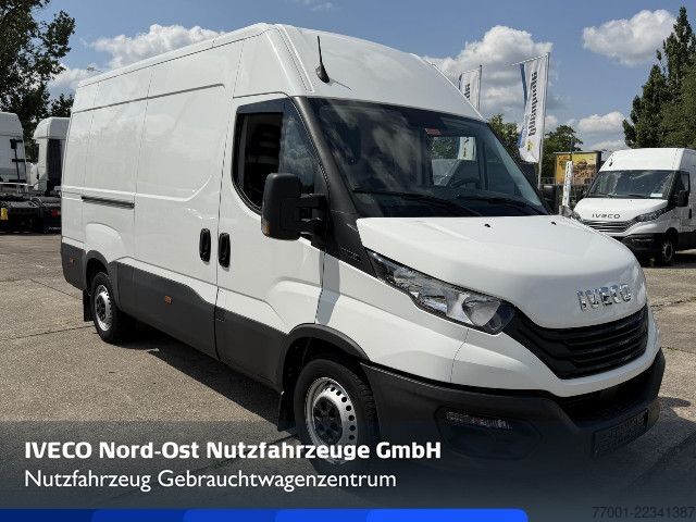 Panelová dodávka IVECO 35S16V Klima / DAB / PDC
