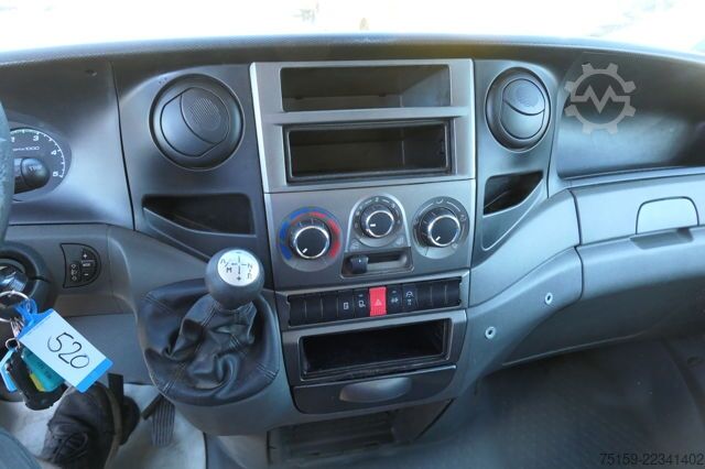 Sandučar iveco Daily 35 S11 C30C AUTOMATIK KAMERA Regale LUFT DURCHGANG EURO-5 CoC