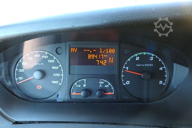 Sandučar iveco Daily 35 S11 C30C AUTOMATIK KAMERA Regale LUFT DURCHGANG EURO-5 CoC